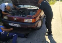 На Иссык-Куле милиционеры помогли туристам из Казахстана