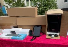 Участковым Кара-Балты вручили боди-камеры и планшеты на сумму 2 млн сомов