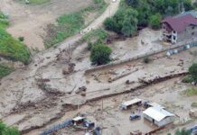 Тажикстандагы сел он үч адамдын өмүрүн алды