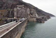 Министрлик эмне себептен Казакстанга суу берүүнү токтотконун айтты