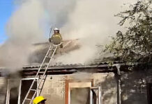 Бишкекте турак үй өрттөнүп жатат