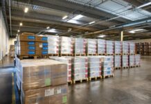 Өзбекстан Украинага он тоннадан ашуун гуманитардык жардам жөнөттү