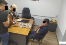 В Нарыне чиновники пытались подкупить чекиста, чтобы замять уголовное дело