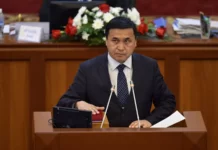 Каныбек Иманалиев освобожден от должности министра образования