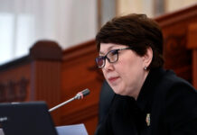 Мужчина порезал бывшую жену. Депутат требует отставок в МВД, прокуратуре и судах