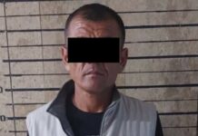 Женщина приехала на Ошский рынок за школьной формой, а ее там обокрали