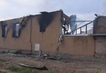 В результате крупного пожара в Кара-Суу сгорели несколько домов