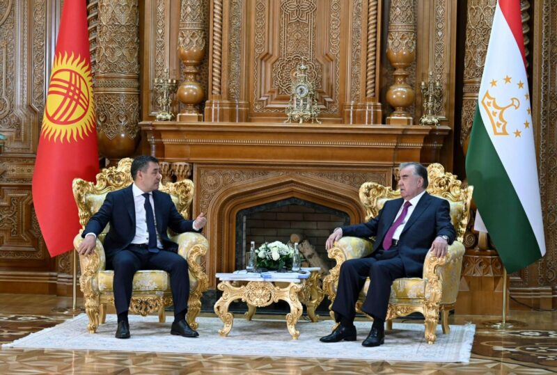 378318276 771695934965043 3179763344710682348 n Президент Садыр Жапаров встретился с Президентом Таджикистана Эмомали Рахмоном