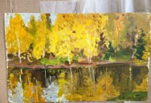 В таможне «Манас» задержали гражданку США при попытке незаконного вывоза икон и картин