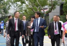 Зампред кабмина КР посетил Олимпийскую деревню летних Азиатских игр