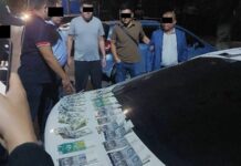 Главу управления по градостроительству и работника Госстроя задержали за взятку