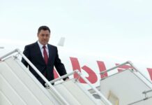 Садыр Жапаров вылетел с рабочим визитом в Душанбе