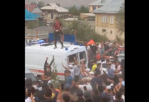 ВИДЕО: Төлөйкөн ипподромундагы тополоңдун кесепетинен 100дөн ашуун адам жабыркаган