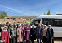 Манас районунун Сөгөт айылындагы башталгыч мектепке унаа тапшырылды