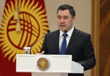 Президент поздравил кыргызстанцев с Международным днем пожилых людей