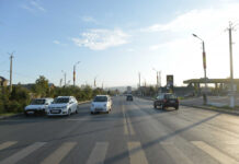 Садыр Жапаров и Камчыбек Ташиев проехались по новым улицам Джалал-Абада