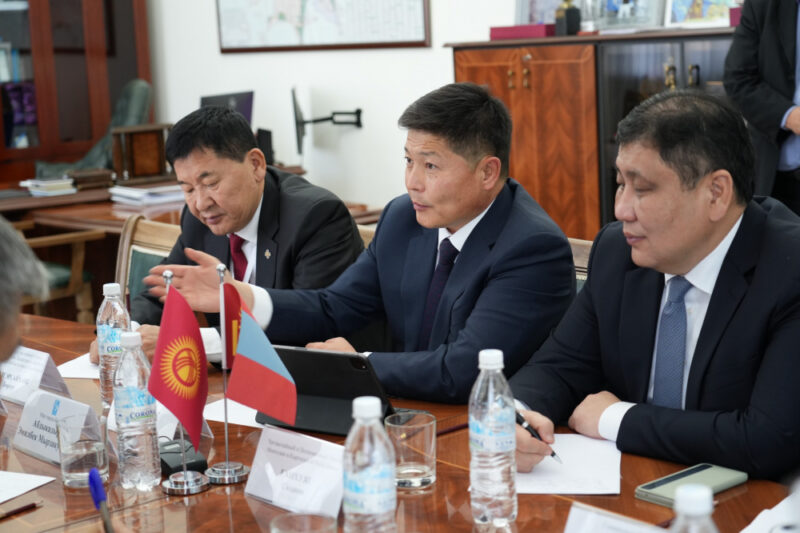 2023 10 25 11 17 32 514544 Мэры Бишкека и Улан-Батора договорились о взаимном сотрудничестве 
