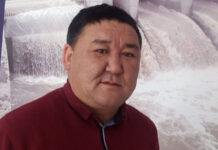 В Бишкеке задержан экс-губернатор Нарынской области Адылбек Эсенбеков