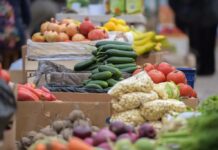 Традиционные осенние сельхозярмарки начались в Бишкеке