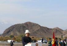 Президент Садыр Жапаров в Кочкорском районе открыл памятник Ормон Хану по случаю 230-летия со дня его рождения