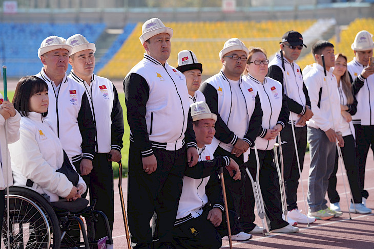 Эдиль Байсалов проводил кыргызстанских спортсменов на IV Азиатские Параигры 
