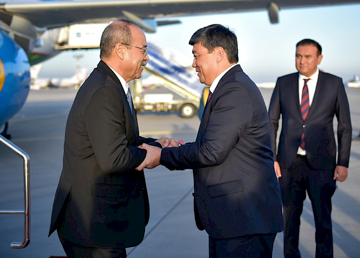 6538fe84a7492 Премьер-министр Узбекистана Абдулла Арипов прибыл в Кыргызстан 
