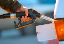 Кыргызстан может столкнуться с дефицитом ГСМ из-за проблем