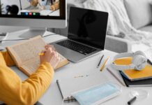 В Бишкеке школы на два дня перейдут на онлайн-формат