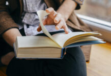 В селе Ак-Кочкор из магазина сделали школу. Там учатся 180 детей