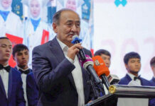 Алымкадыр Бейшеналиев рассказал о борьбе с коррупцией в Минздраве