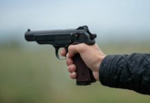 В Санкт-Петербурге кыргызстанец устроил стрельбу у бара