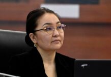 Депутат Кыргызстандагы убакытты 1 саат артка жылдырууну сунуштады