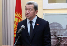 Экс-депутата парламента Жаныбека Бакчиева задержали сотрудники ГКНБ