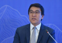 Эдиль Байсалов рассказал о важных мероприятиях, которые пройдут в Бишкеке в течение ноября