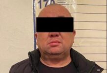 В Бишкеке задержан мужчина, вымогавший у бизнесмена крупную сумму денег