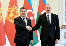 Кыргызстан менен Азербайжандын президенттери сүйлөшүүлөрдү өткөрдү