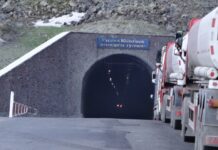 Ограничение на проезд большегрузов через Тоо-Ашуу снято