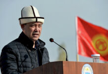 Садыр Жапаров Тажикстан менен чек ара жазга чейин такталып каларын айтты