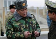 Камчыбек Ташиев вылетел в Таджикистан для переговоров по вопросам границ