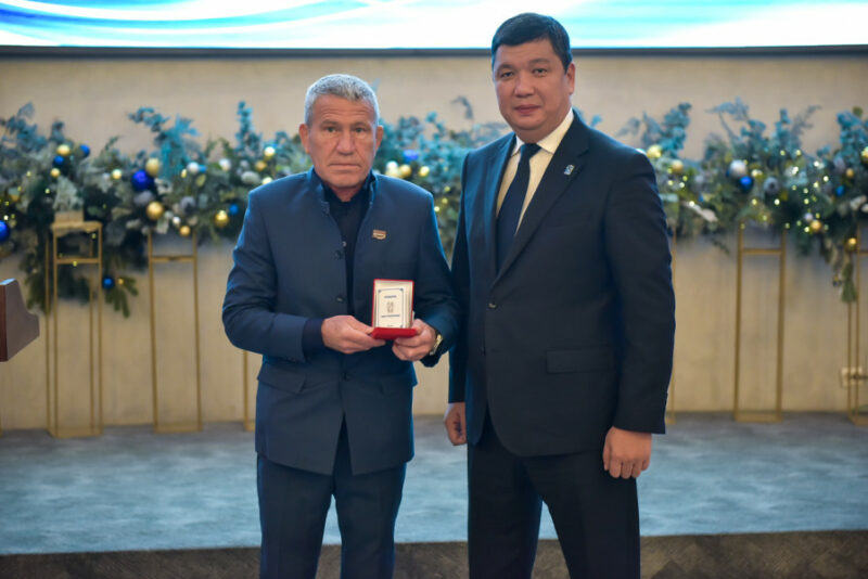 11 В Бишкеке состоялась церемония награждения лучших спортсменов столицы 