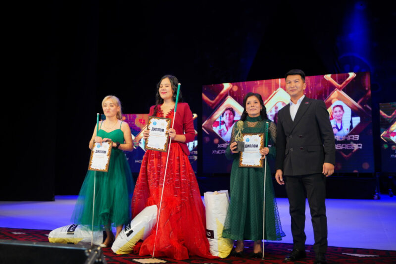 2023 12 26 11 25 22 160480 Sports Awards-2023: Бишкекте Кыргызстандын мыкты спортчуларын сыйлоо аземи өттү 