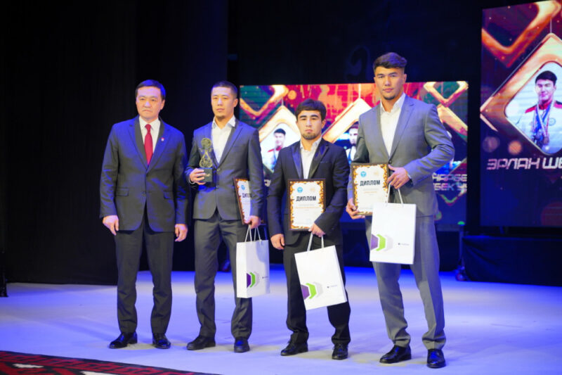 2023 12 26 11 26 12 620638 Sports Awards-2023: Бишкекте Кыргызстандын мыкты спортчуларын сыйлоо аземи өттү 