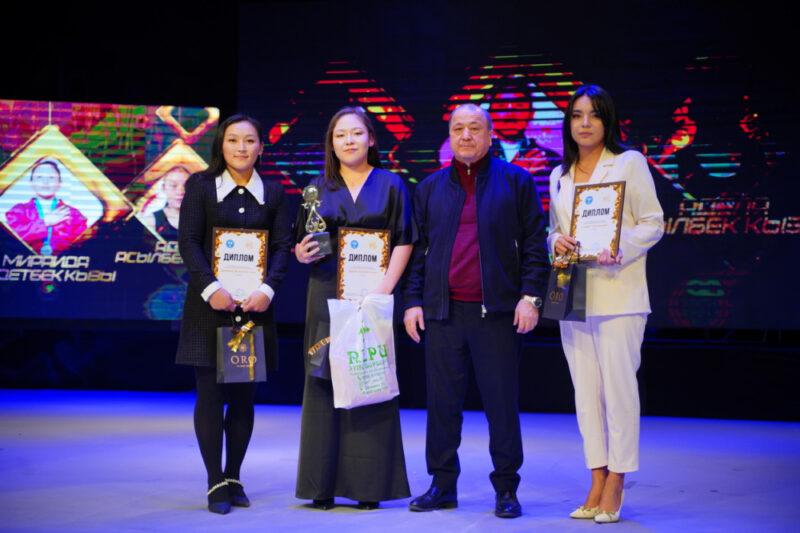 2023 12 26 11 26 20 338053 Sports Awards-2023: Бишкекте Кыргызстандын мыкты спортчуларын сыйлоо аземи өттү 