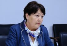 Министр образования объяснила, почему поздно сообщили о переводе школ на онлайн-обучение