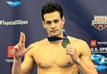 Пловец Денис Петрашов завоевала золото на открытом чемпионате в США