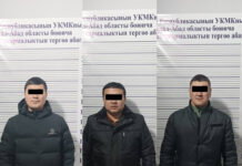 Налоговиков задержали по подозрению в присвоении платы за патенты на рынках