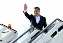 Садыр Жапаровдун БАЭге болгон иш сапары аяктап, Бишкекке кайтып келди