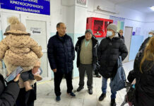 Глава Минздрава внепланово проверил деятельность детской больницы из-за участившихся жалоб на очереди