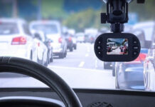 Кабмин хочет обязать автовладельцев устанавливать видеорегистраторы