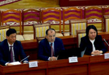 Избраны судьи Верховного суда КР